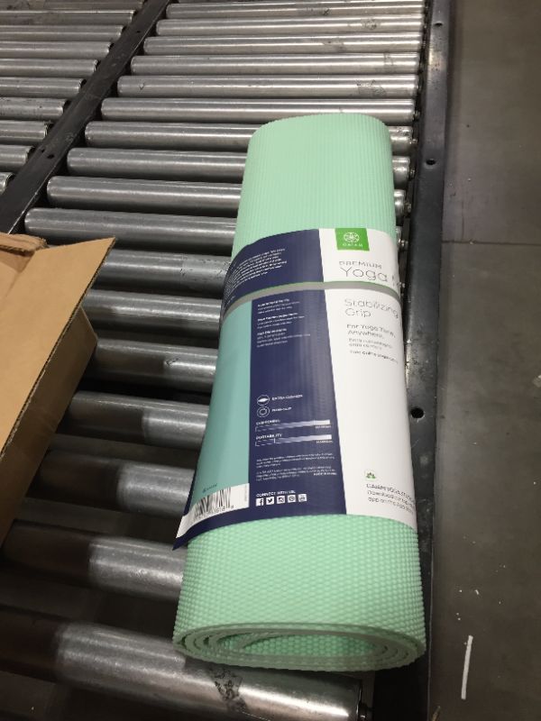 Photo 2 of Yoga Mat Cool Mint by Gaiam (5mm)
