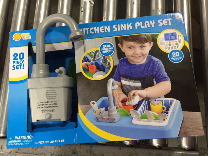 Photo 2 of Sunny Days Entertainment Kitchen Sink with Running Water - 14 Piece Toy