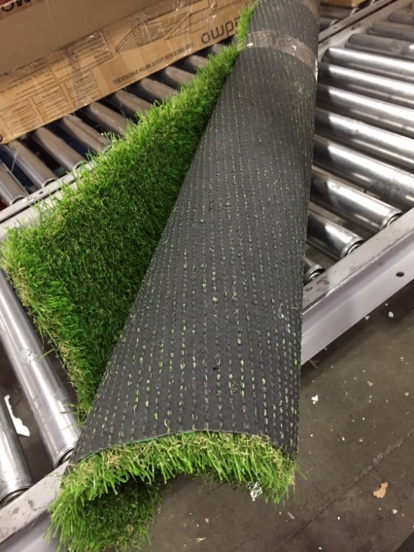 Photo 2 of  4ft x 3ft Artificial Grass
