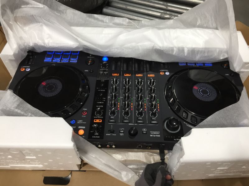 Photo 1 of Pioneer DJ DDJ-FLX6 4-deck Rekordbox and Serato DJ Controller
