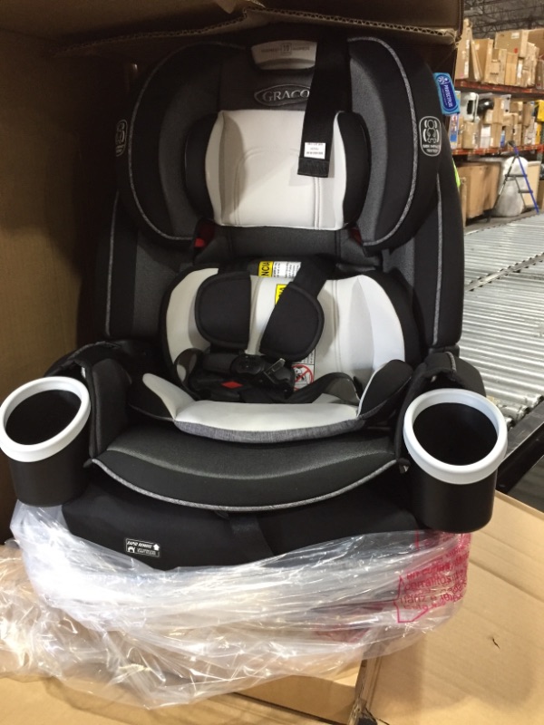 Photo 2 of Graco Gotham Extend2Fit  Convertible car Seat