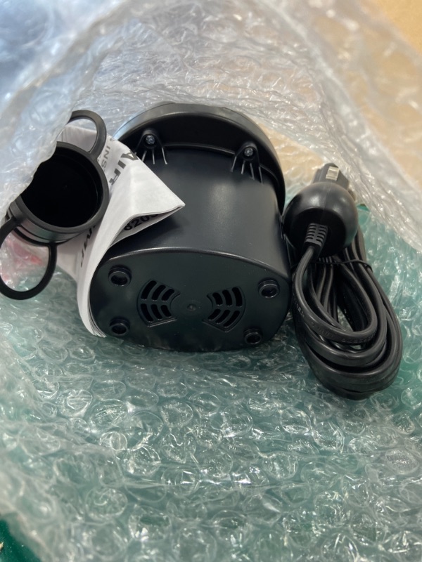 Photo 1 of AirBedz Lite PPI PV203C Mid Size 6.0'-6.5' Short Bed with Portable DC Air Pump
