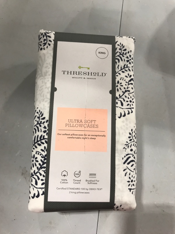 Photo 1 of 300 Thread Count Ultra Soft Printed Pillowcase - Threshold™ (Size King) 
