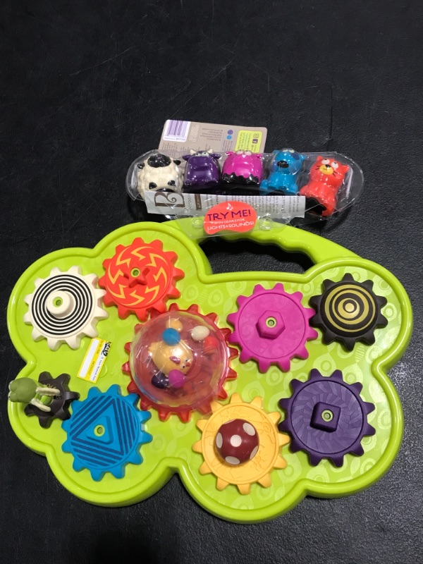 Photo 2 of B. toys Musical Animal Shape Sorter - Mooosical Gears