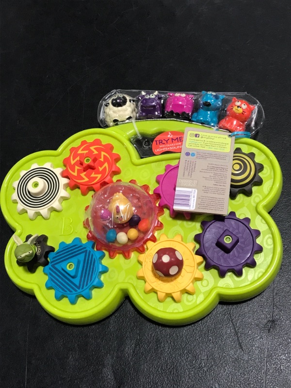 Photo 2 of B. toys Musical Animal Shape Sorter - Mooosical Gears