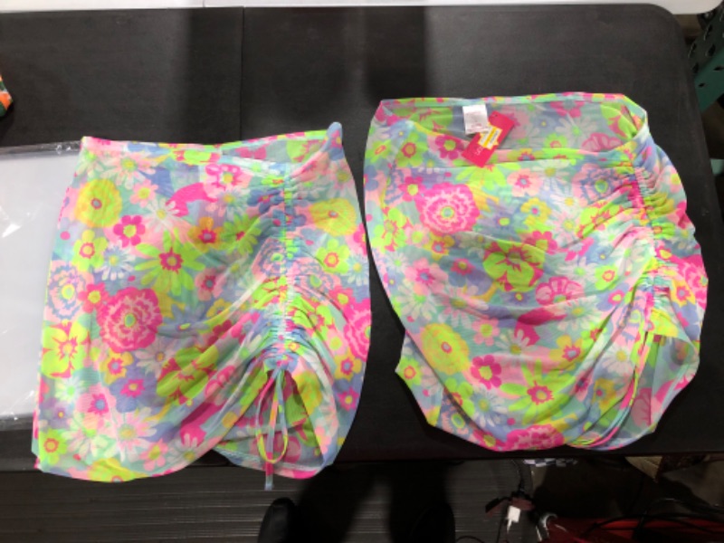 Photo 1 of Bathing Suit Wraps for Girls. Size Med. and Large