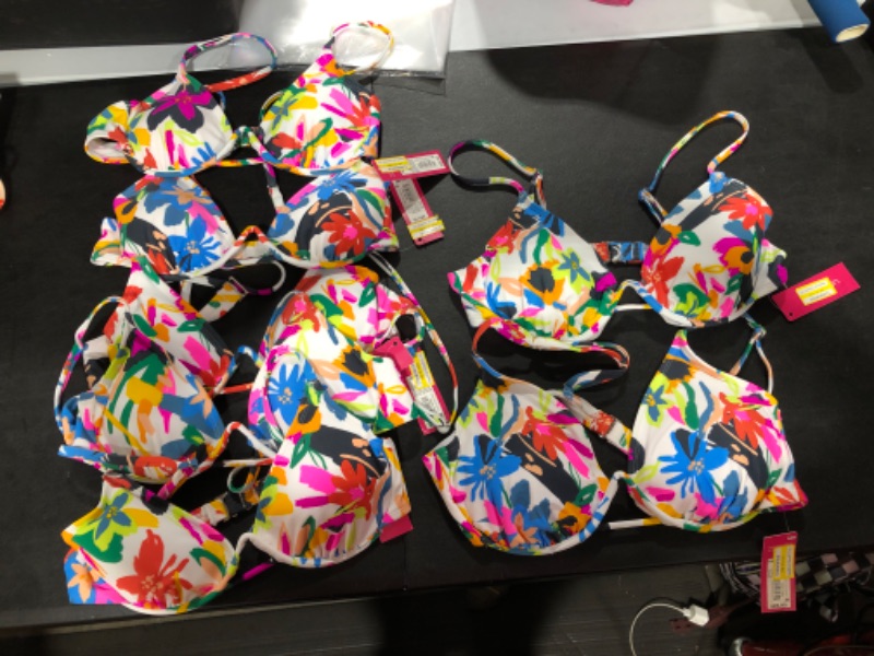 Photo 1 of Bikini Tops. 7 in Pack. 5 Med. 1 LRG, 1XL