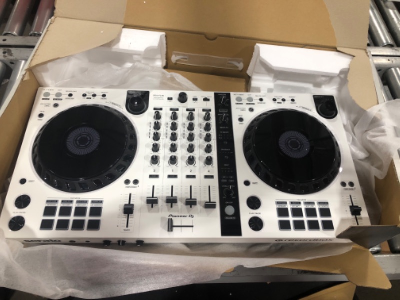 Photo 2 of Pioneer DJ DJ Controller White DDJ-FLX6-W Limited Model Only in Japan
