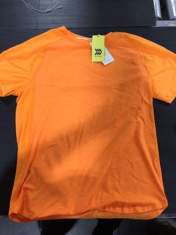 Photo 2 of [Size M] Men' Short Sleeve Run T-Shirt - All in Motion™