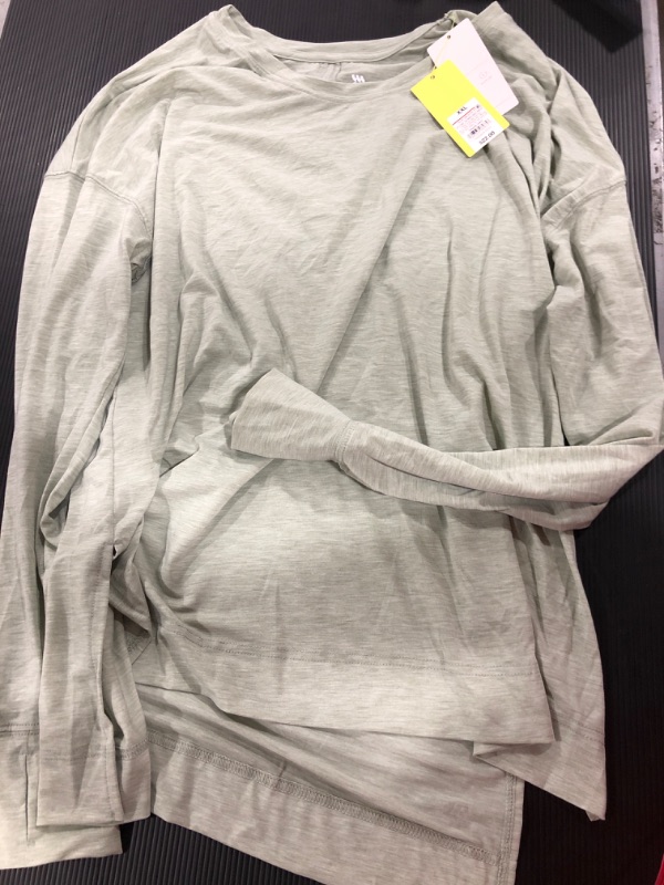 Photo 1 of [Size XXL] Women's All In Motion Active Long Sleeve Top