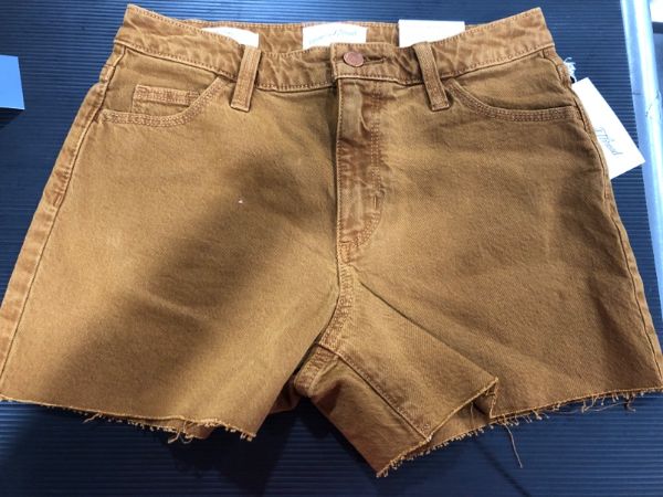 Photo 1 of [Size 6] Women's High-Rise Vintage MIDI Jean Shorts - Universal Thread? [Brown]
