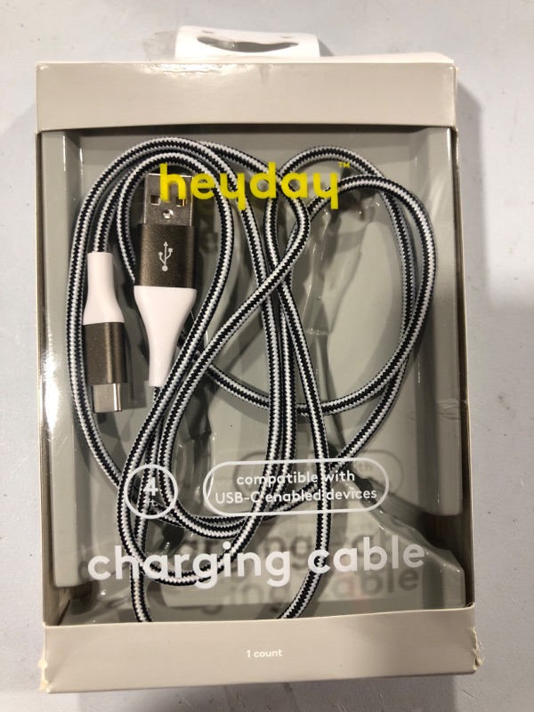 Photo 2 of heyday 4' USB-C to USB-C Braided Cable