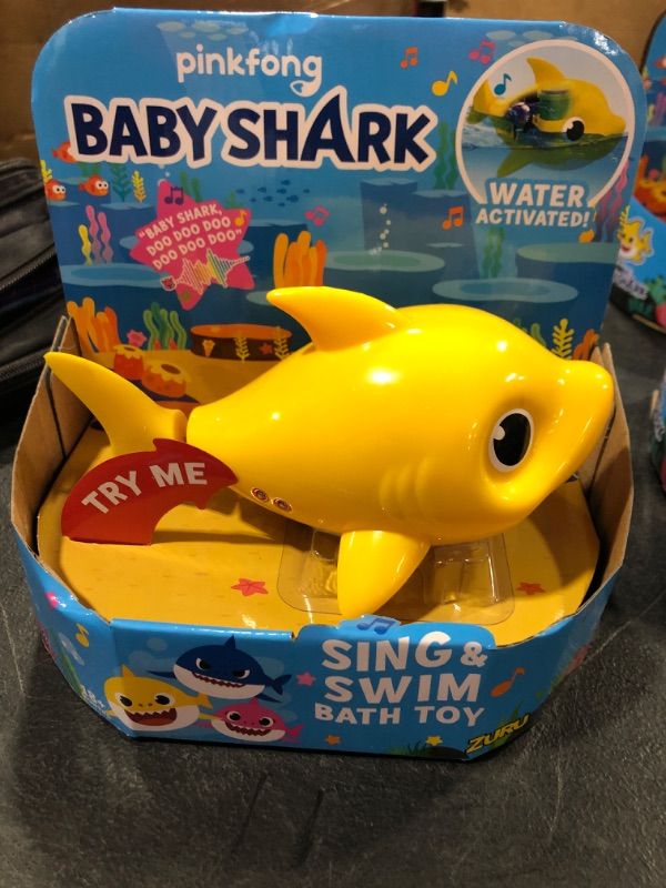 Photo 2 of 6- Baby Shark Bath Toy - Baby Sharks