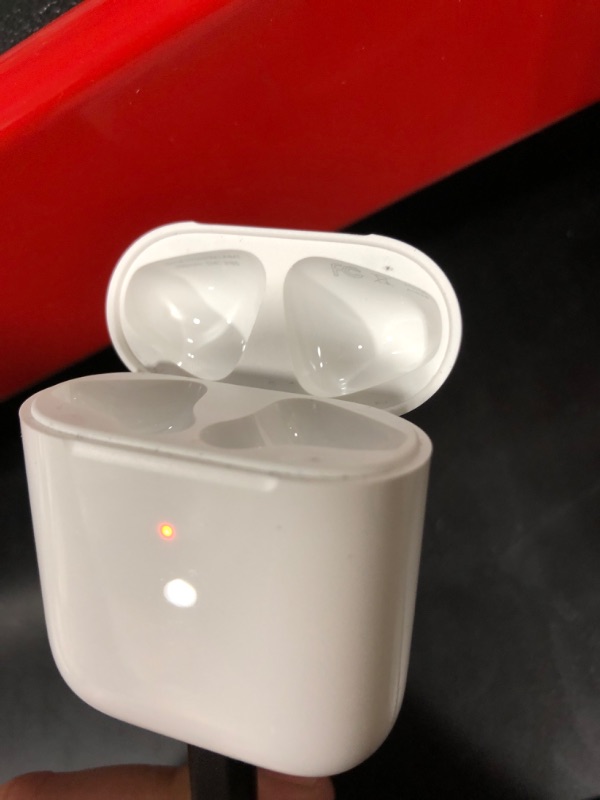 Photo 1 of Apple Wireless Charging Case for AirPods
