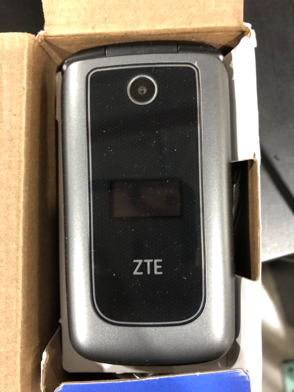 Photo 2 of ZTE Cymbal 4G LTE speed Cell Phone - Silver