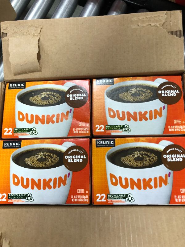 Photo 2 of (PACK OF 4) Dunkin' Original Blend Medium Roast Coffee, 22 Keurig K-Cup Pods
