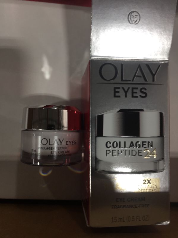 Photo 2 of Olay Collagen Peptide 24 MAX Eye Cream Fragrance-Free 0.5 Oz
