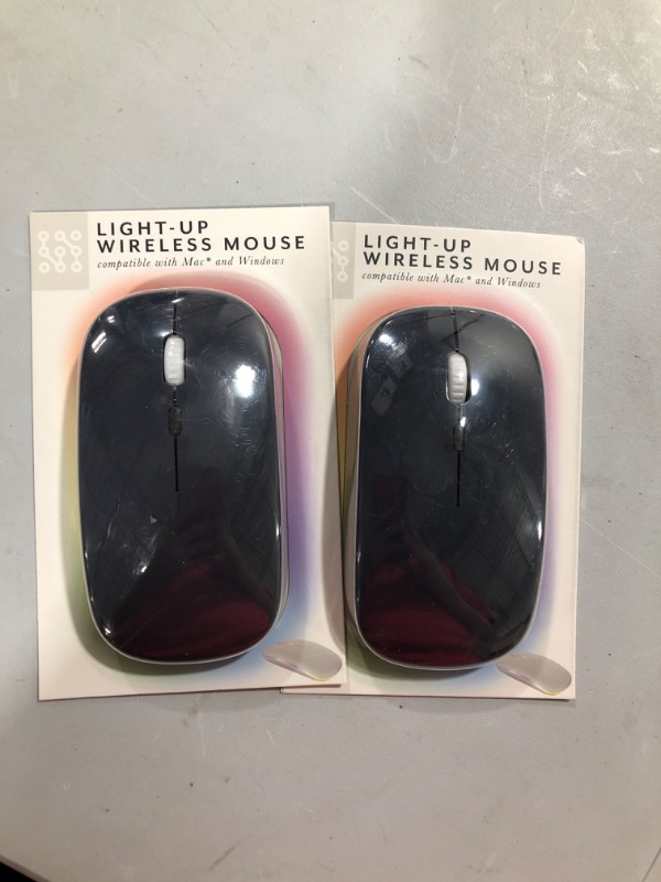 Photo 1 of 2 - light up wireless mouse 