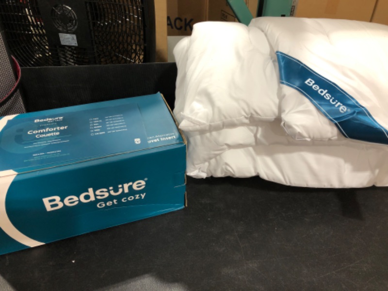 Photo 2 of (1) Bedsure Queen Comforter Duvet Insert - Quilted White Comforters Queen Size, All Season Down Alternative Queen Size Bedding Comforter with Corner Tabs  +  (1) ECOCOTT Duvet Cover QUEEN 3 Piece, 100% Washed Cotton Reversible Bedding Set 1 Sapphire Blue 