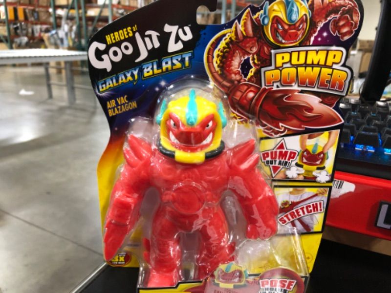 Photo 1 of   4 pack   Heroes of Goo Jit Zu Galaxy Blast Action Figure (Orbitox, Warsnap, Tyro, Blazagon, Rock Jaw, Brainboom) (Air Vac Blazagon (6 Inch))