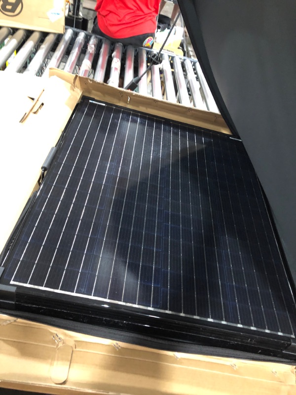 Photo 3 of 200-Watt 12-Volt Monocrystalline Foldable Suitcase Off-Grid Solar Power Kit with Voyager