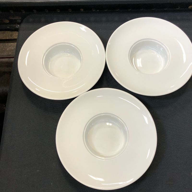 Photo 1 of 3pc Ceramic Plate Set 