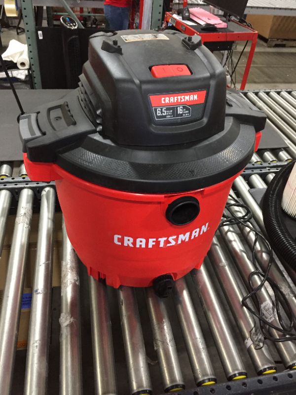 Photo 2 of CRAFTSMAN CMXEVBE17595 16 Gallon 6.5 Peak HP Wet/Dry Vac, Heavy-Duty Shop Vacuum with Attachments