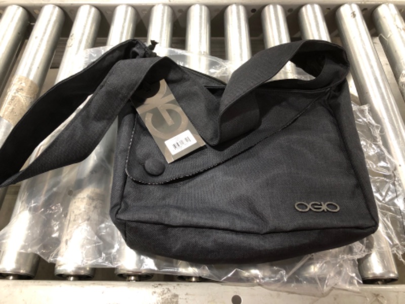 Photo 3 of OGIO Women's Brooklyn Tablet Purse
