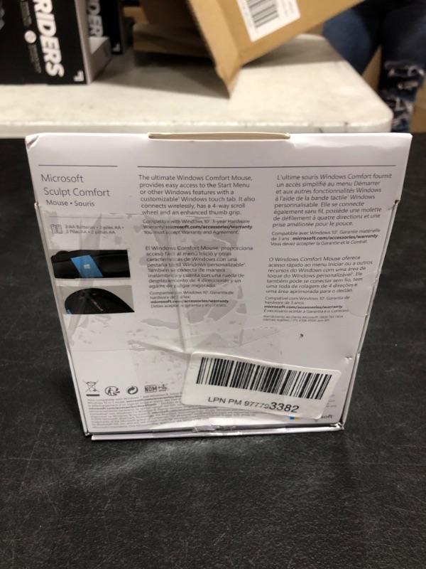 Photo 4 of Microsoft Sculpt Comfort Mouse - Black. Comfortable design, Customizable Windows Touch Tab, 4-Way Scrolling,Bluetooth Mouse for PC/Laptop/Desktop, works with Mac/Windows Computers
OPEN BOX. 