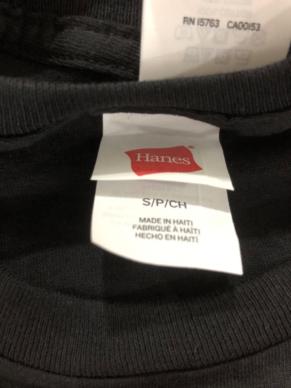 Photo 3 of Hanes Men's Essentials Long Sleeve T-shirt Value Pack (4-pack)
SIZE SMALL. NEW, MISSING PACKAGE.