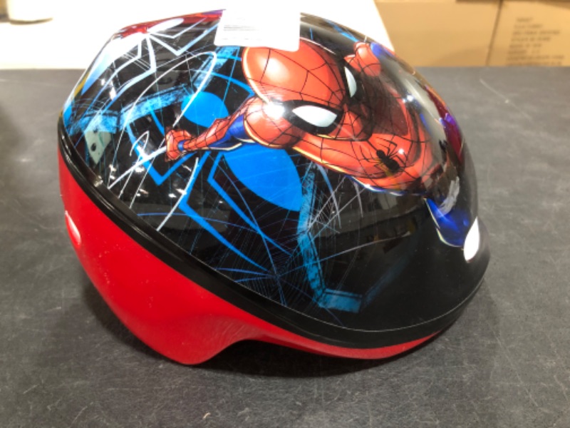 Photo 2 of BELL Spider-Man Shooting and Swinging Toddler Bike Helmet, (3-5 yrs.)
PRIOR USE. MISSING BOX. SIZE 48-52CM.