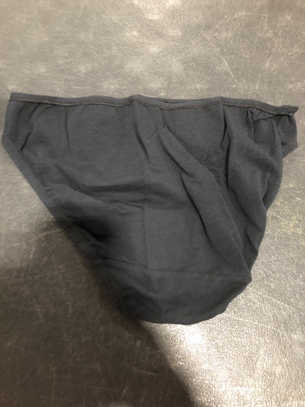 Photo 5 of Fruit of the Loom Women's Cotton Stretch Panties (Regular & Plus Size)
BLACK. SIZE 5. 