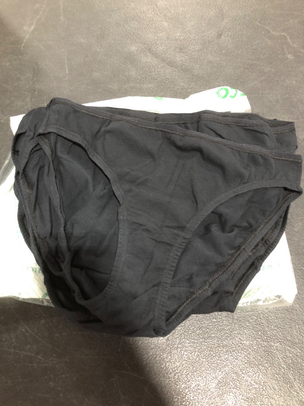 Photo 2 of Fruit of the Loom Women's Cotton Stretch Panties (Regular & Plus Size)
BLACK. SIZE 5. 