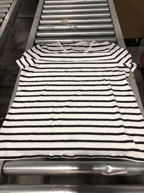 Photo 1 of AMAZON ESSENTIALS WOMEN'S TSHIRT, BLACK & WHITE STRIPED, SIZE XXL. PRIOR USE.