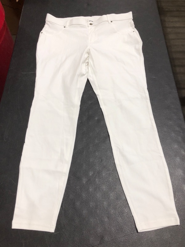 Photo 4 of HUE Women's Ultra Soft High Waist Denim Leggings. WHITE. UNMARKED SIZE. APPROX. LG/XL. PRIOR USE. 
