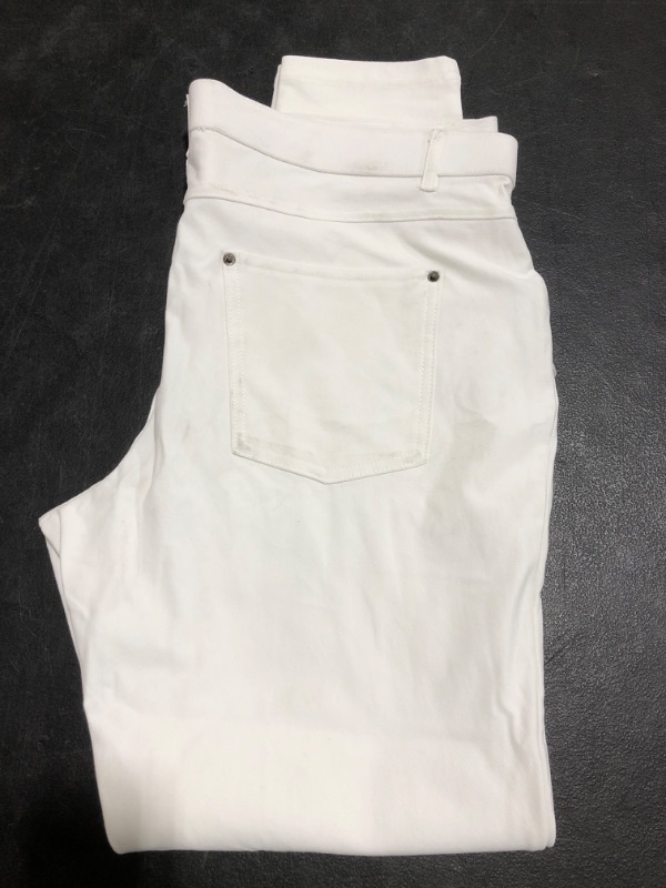 Photo 2 of HUE Women's Ultra Soft High Waist Denim Leggings. WHITE. UNMARKED SIZE. APPROX. LG/XL. PRIOR USE. 
