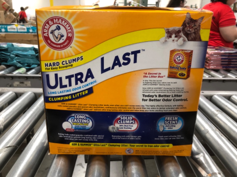 Photo 4 of Arm & Hammer Clumping Litter Ultra Last 20lb. MINOE BOX DAMAGE.
