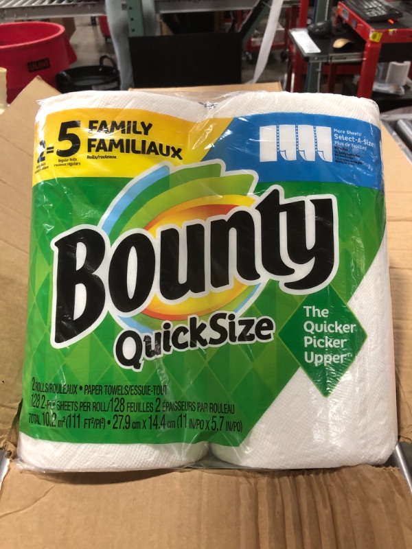 Photo 3 of Bounty Quick Size Paper Towels, White, 4 Packs Of 2 Family Rolls = 8 Family Rolls
