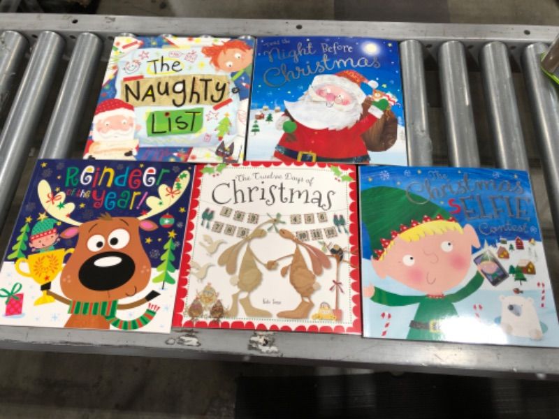 Photo 2 of 'Twas the Night Before Christmas 5-Book Collection Set with Carrying Bag
