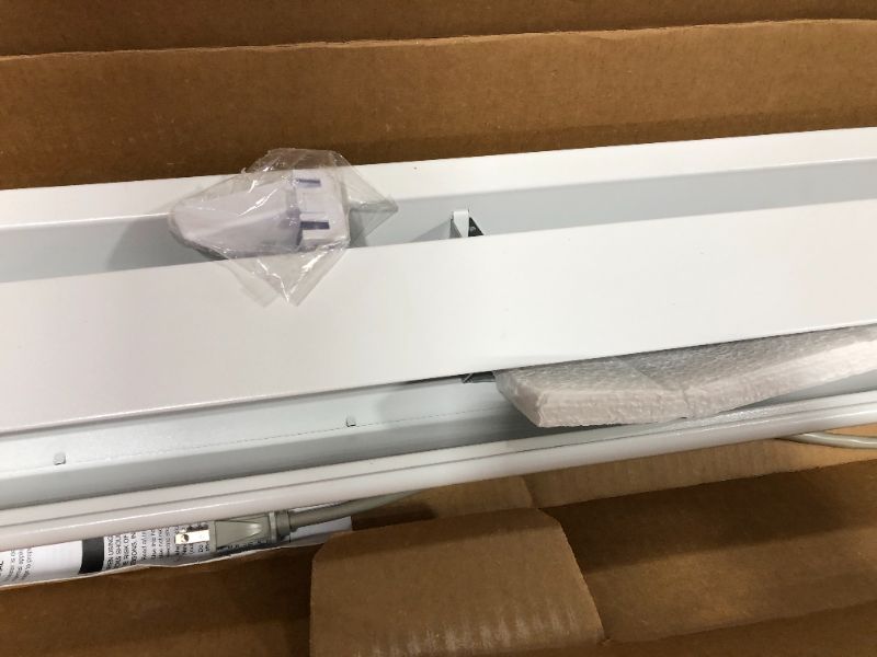 Photo 3 of Fahrenheat FBE15002 Portable Electric Hydronic Baseboard Heater