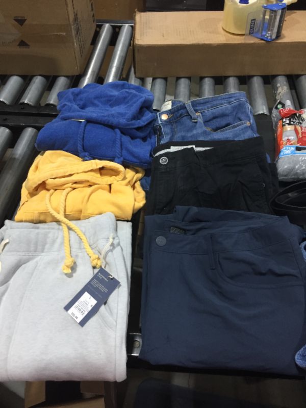 Photo 5 of BOX BUNDLE OF CLOTHING VARIETY STYLES & SIZES 