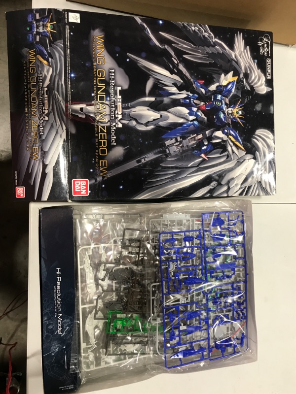 Photo 3 of Bandai Hobby Hi-Resolution Model 1/100 Wing Gundam Zero EW Gundam Wing: Endless Waltz Model Kit Figure