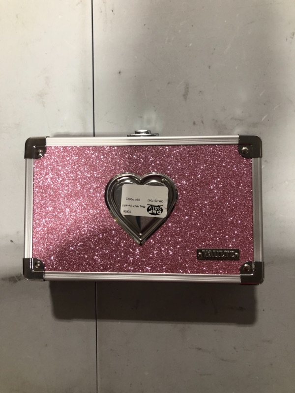 Photo 2 of Bling Heart Pencil Box with Lock Pink - Vaultz

