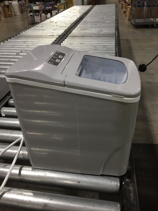 Photo 3 of AGLUCKY Countertop Ice Maker Machine