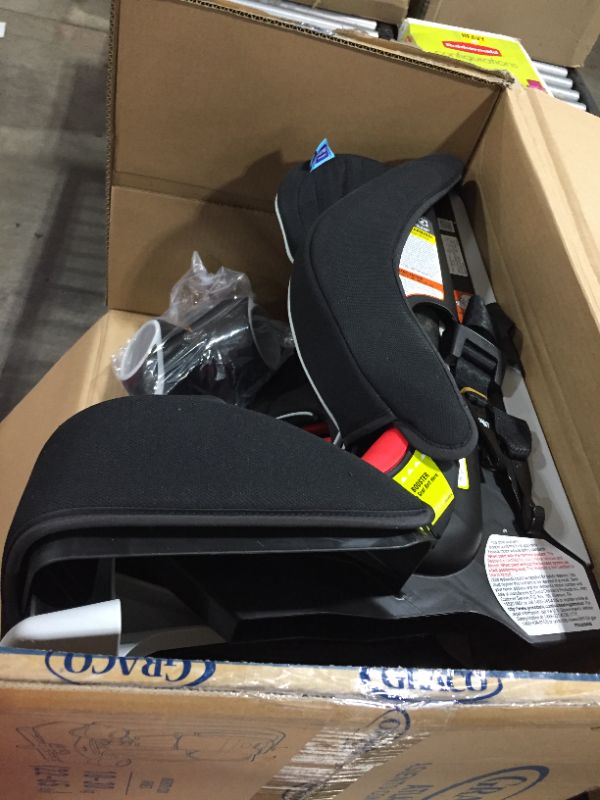 Photo 3 of Graco Atlas 65 2-in-1 Harness Booster Car Seat, Glacier