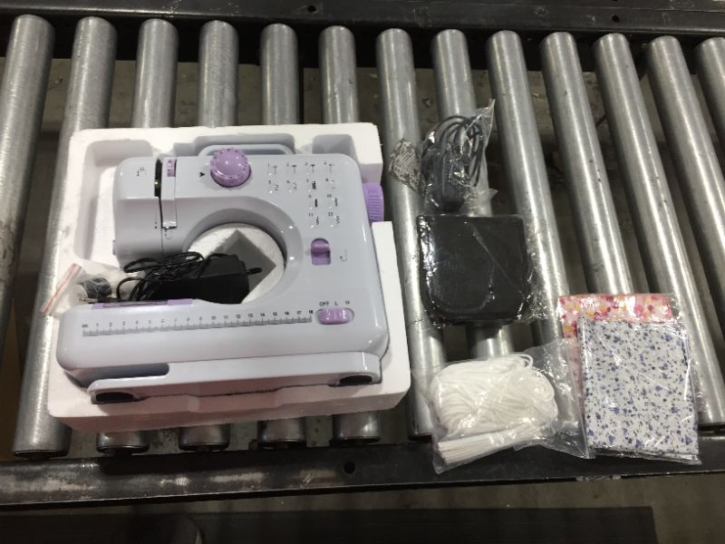 Photo 3 of Fanghua Multifunction Mini Sewing Machine 505A 12 Built-in Stitches, 2 Speeds Double Thread, Foot Pedal Best for Beginner,Shipping from US
