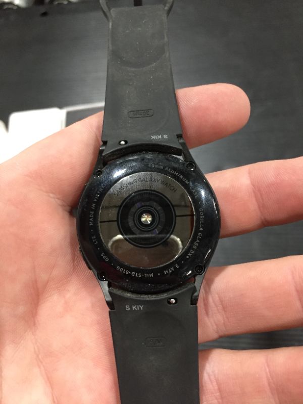 Photo 3 of Samsung Galaxy Watch 4 LTE Smartwatch

