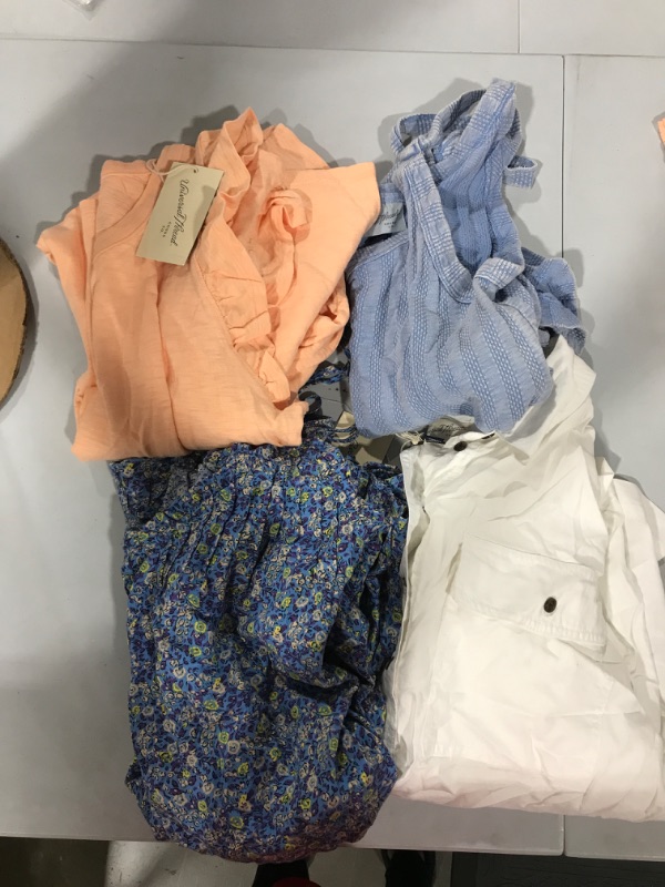 Photo 1 of BOX LOT - Women's clothing, Size Large, Various item.