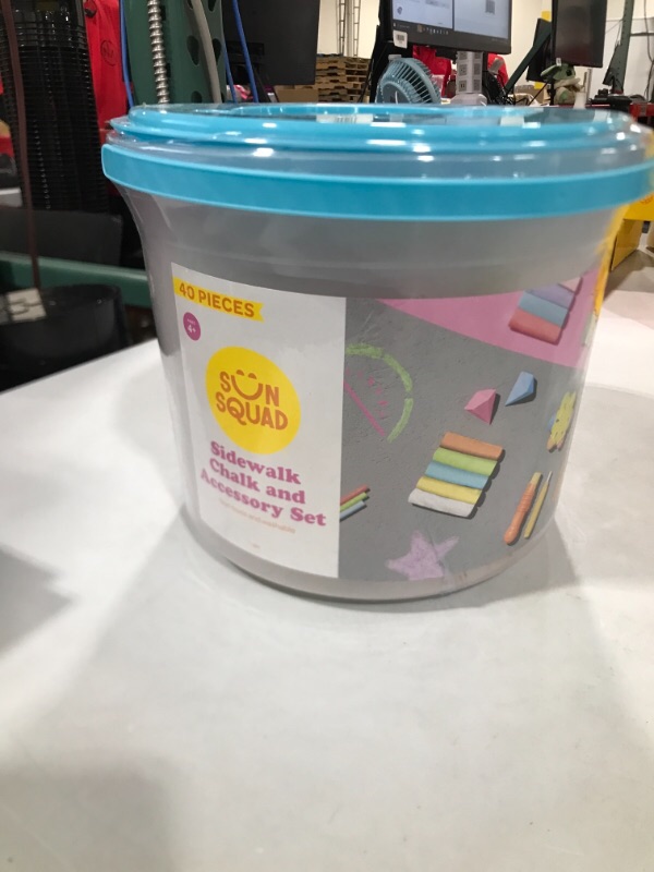 Photo 1 of Chalk Bucket Set 40pc - Sun Squad