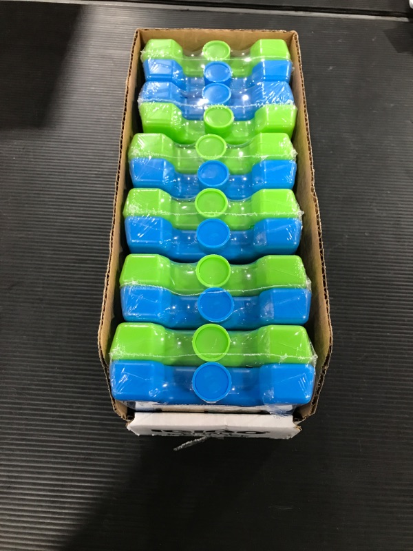 Photo 2 of 12 Igloo  Ice Blocks - Blue/Green